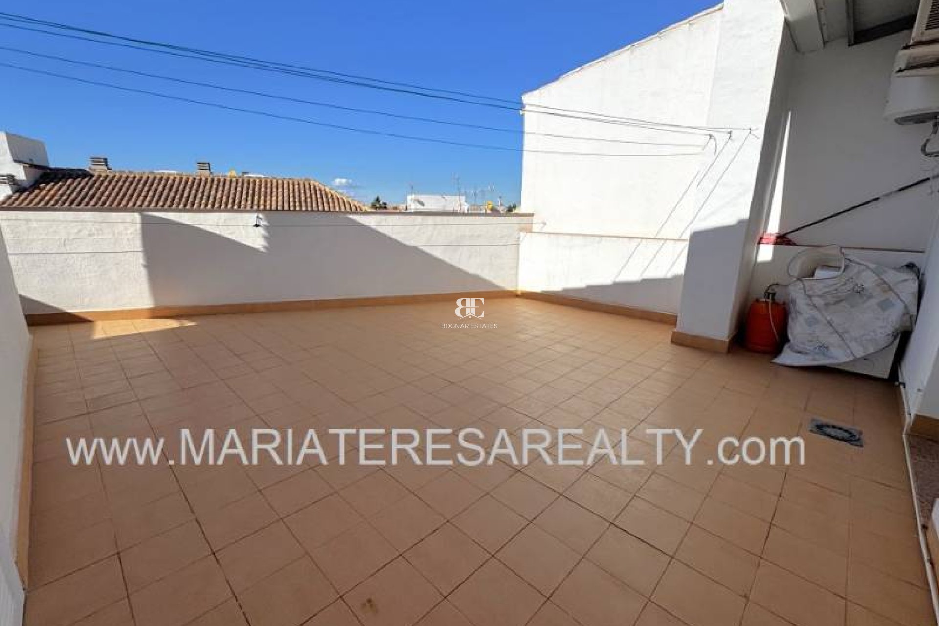 Resale - apartment -
Los Alcazares