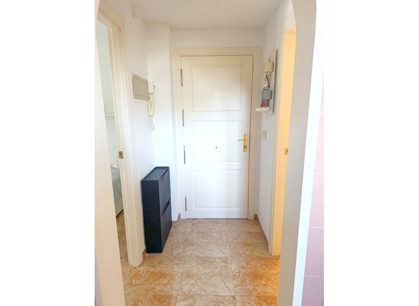 Resale - apartment -
Los Alcazares