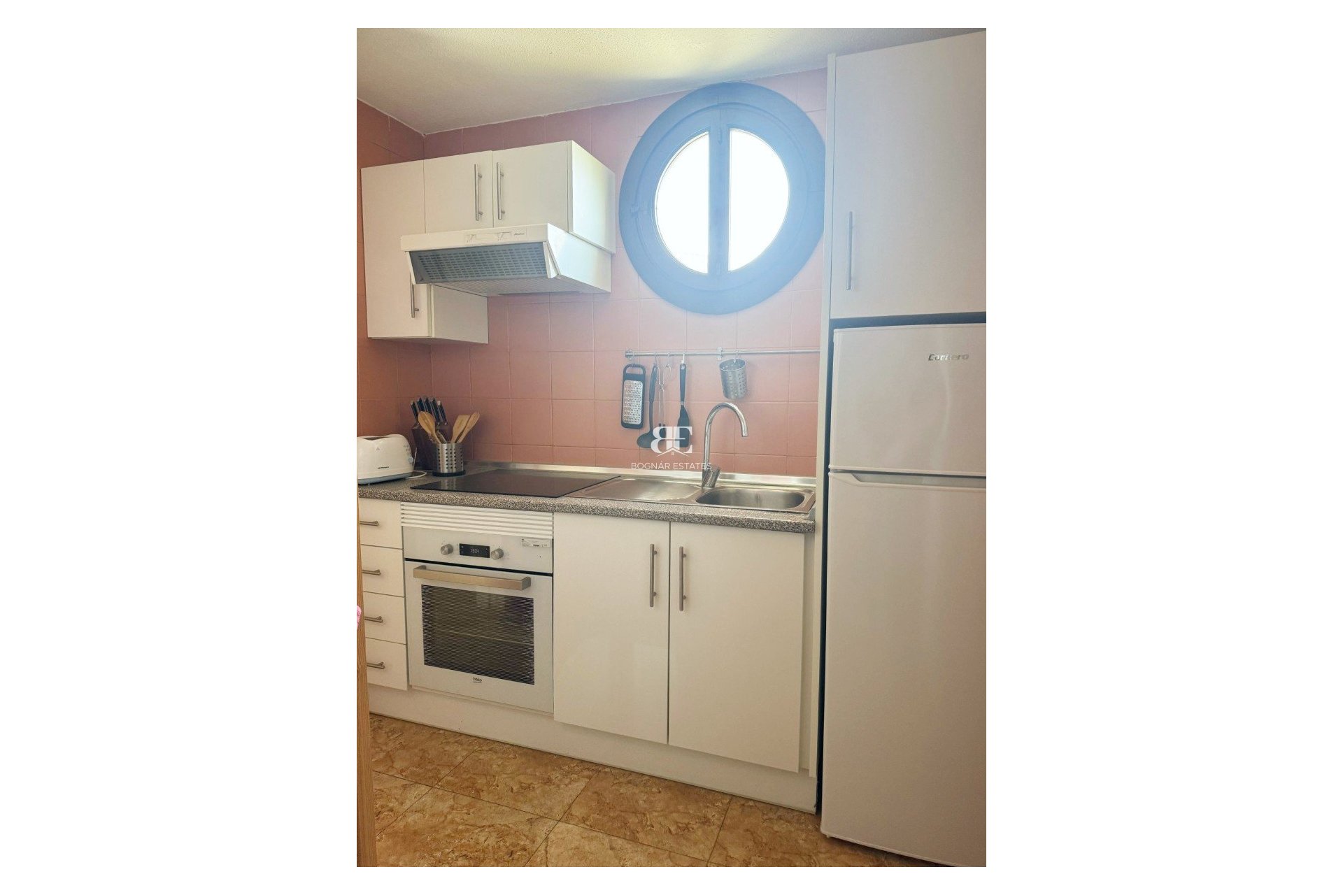 Resale - apartment -
Los Alcazares