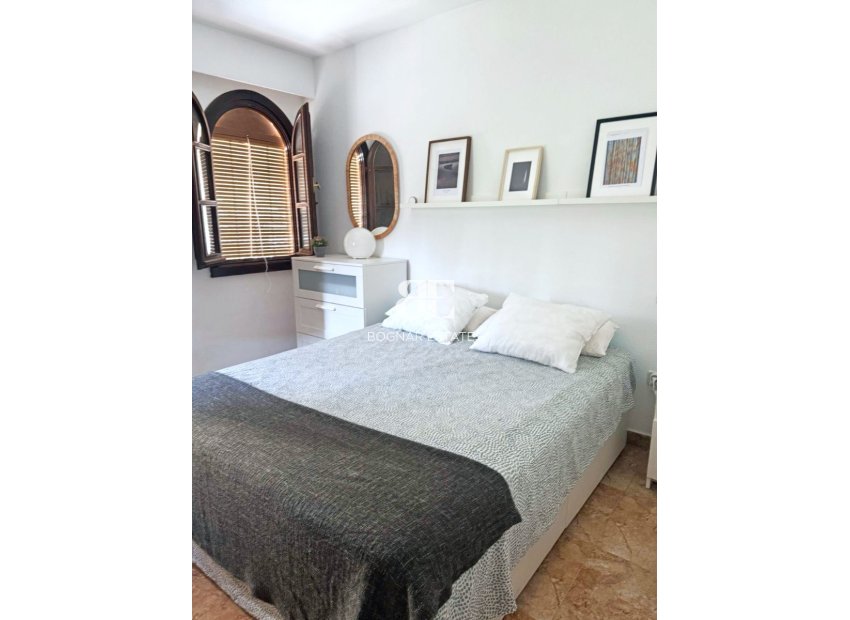 Resale - apartment -
Los Alcazares