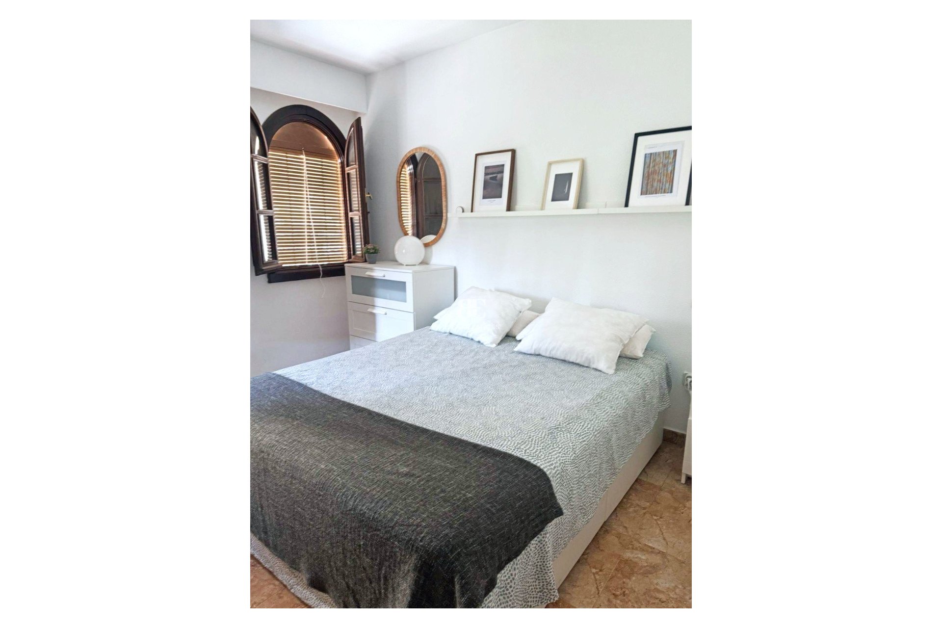 Resale - apartment -
Los Alcazares