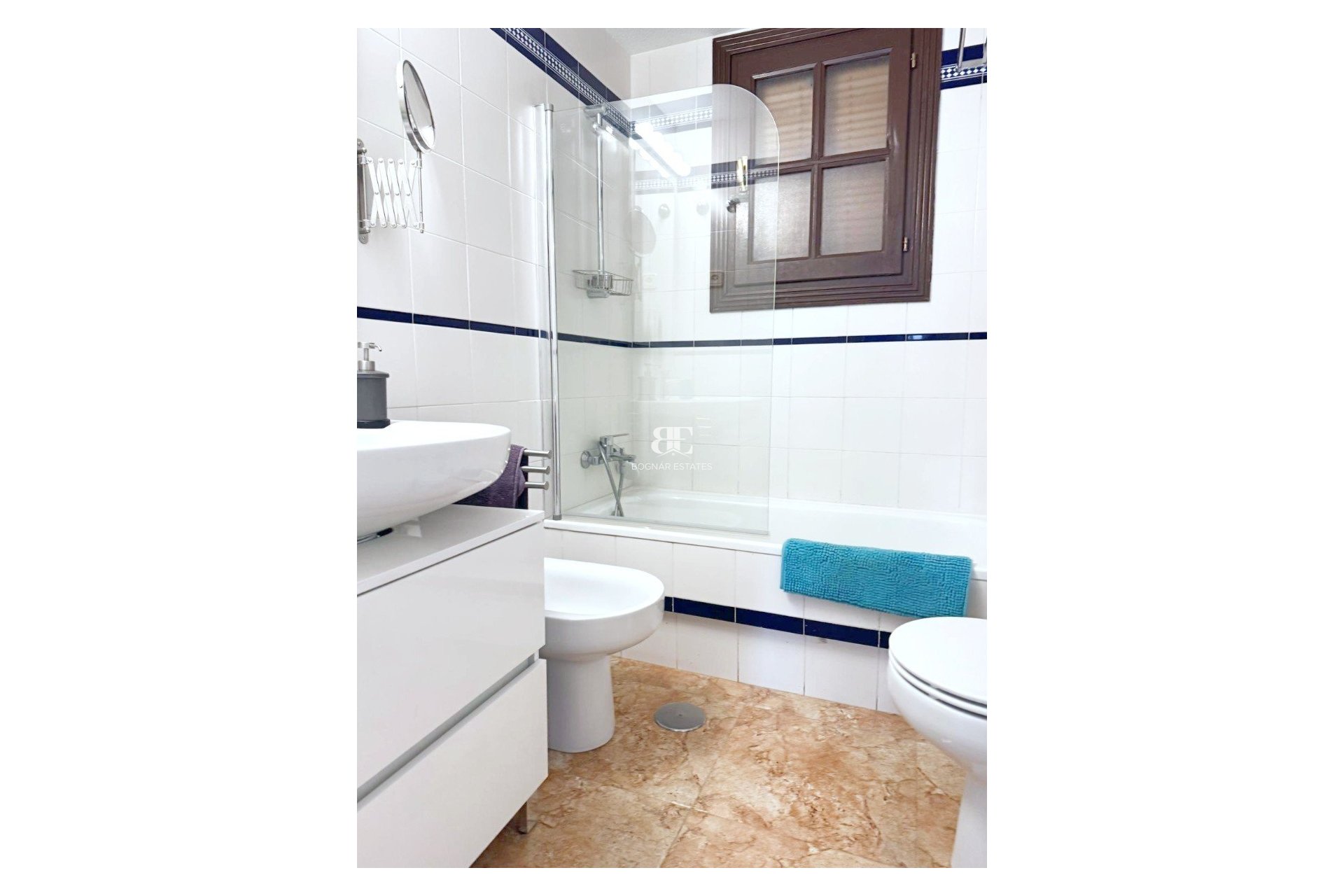 Resale - apartment -
Los Alcazares