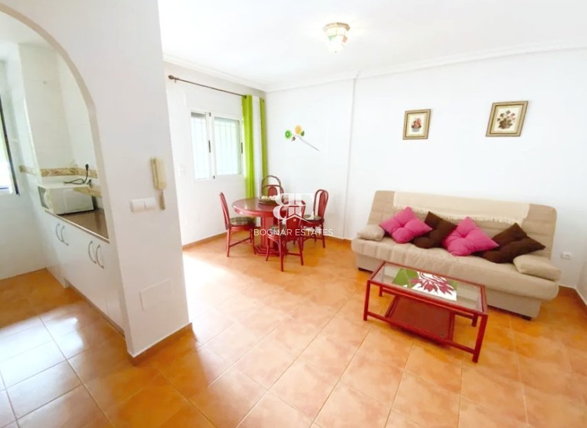 Resale - apartment -
Los Alcazares