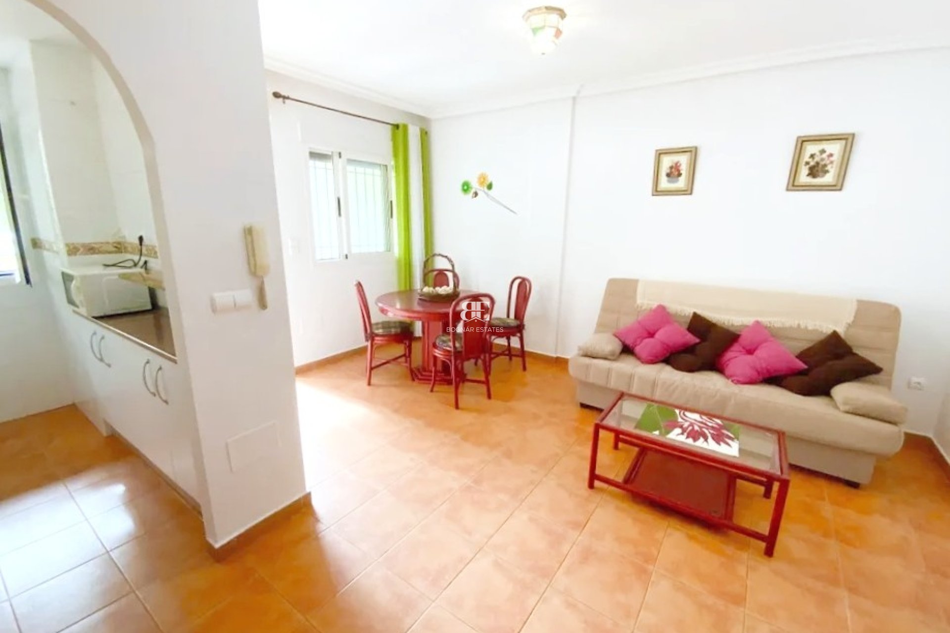 Resale - apartment -
Los Alcazares