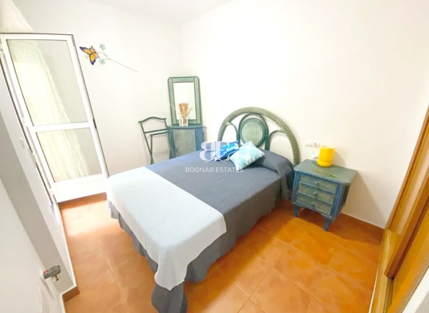 Resale - apartment -
Los Alcazares