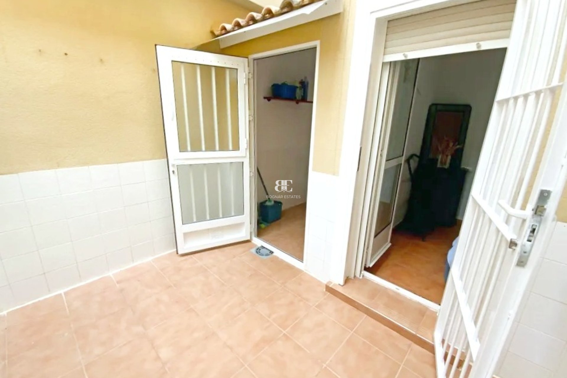 Resale - apartment -
Los Alcazares