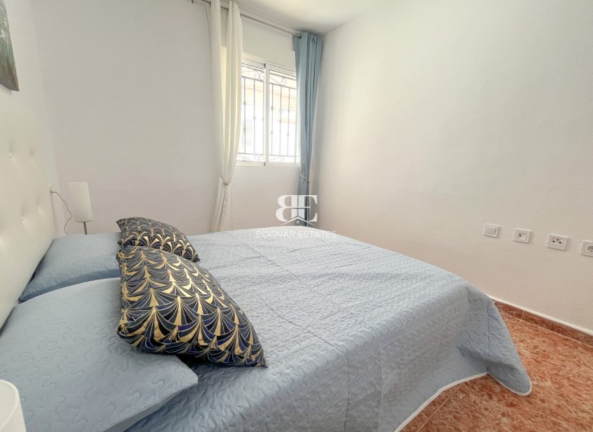 Resale - apartment -
Los Montesinos - Entre Naranjos