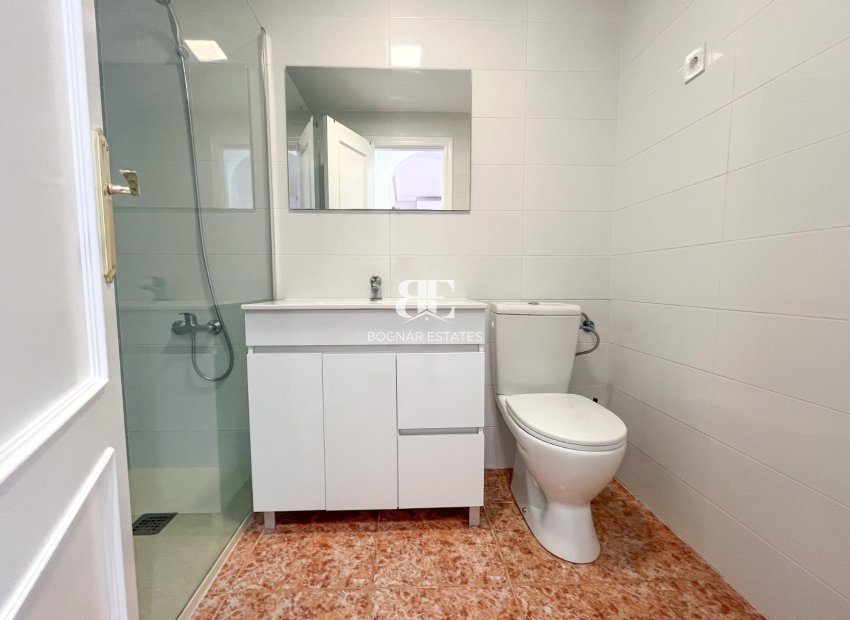 Resale - apartment -
Los Montesinos - Entre Naranjos