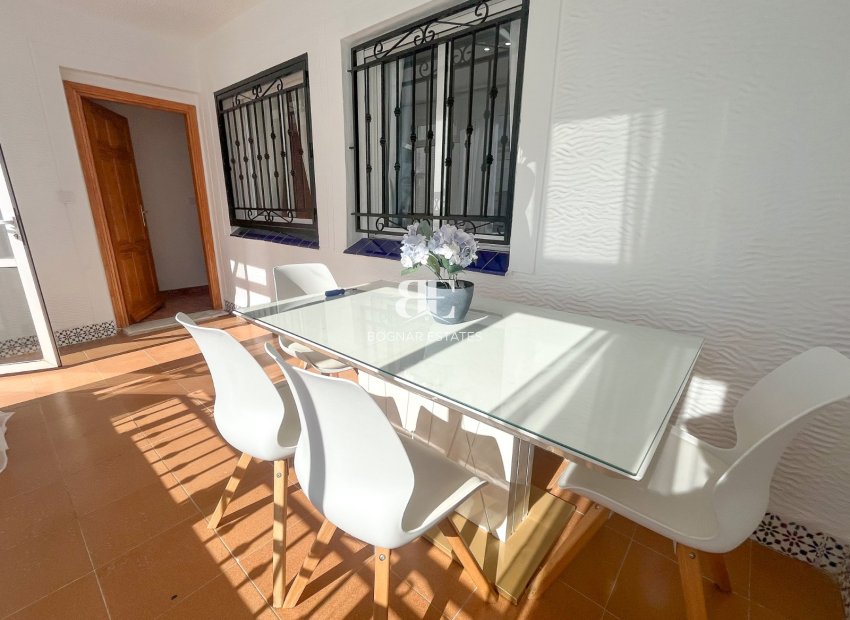 Resale - apartment -
Los Montesinos - Entre Naranjos