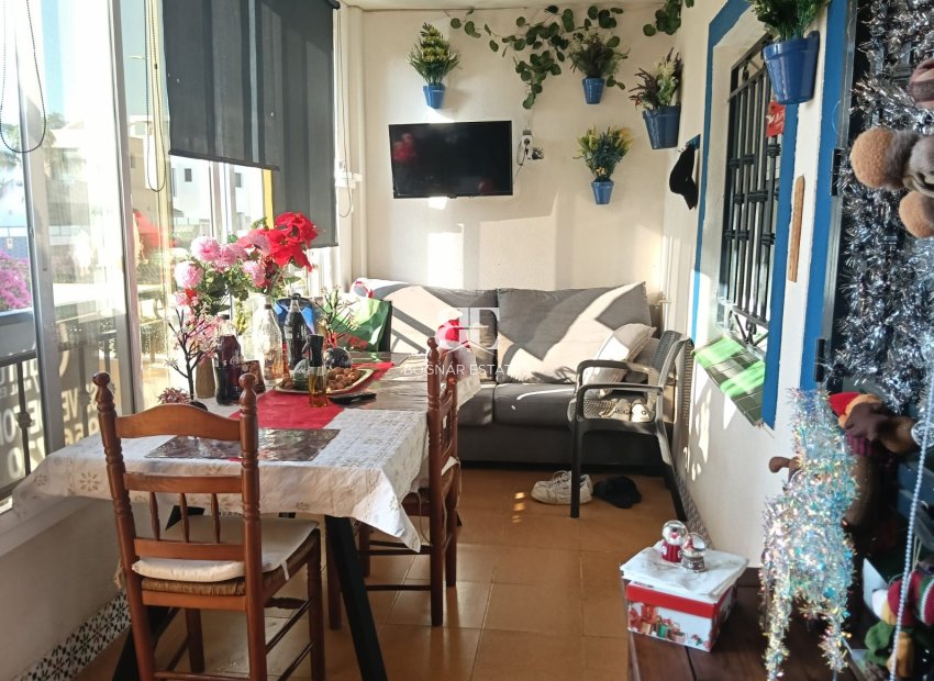 Resale - apartment -
Los Montesinos - La Herrada