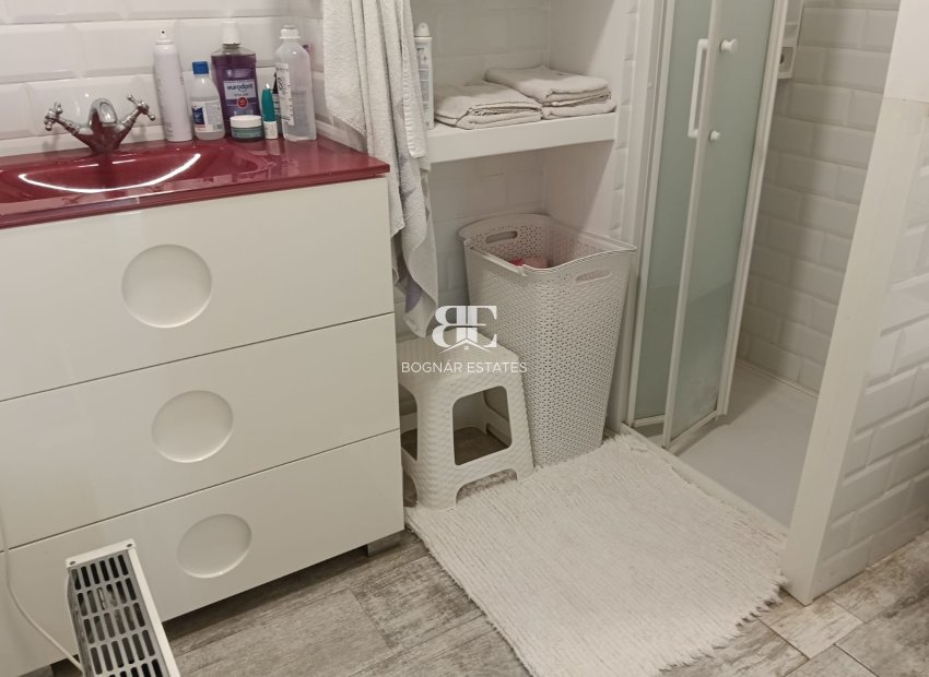 Resale - apartment -
Los Montesinos - La Herrada