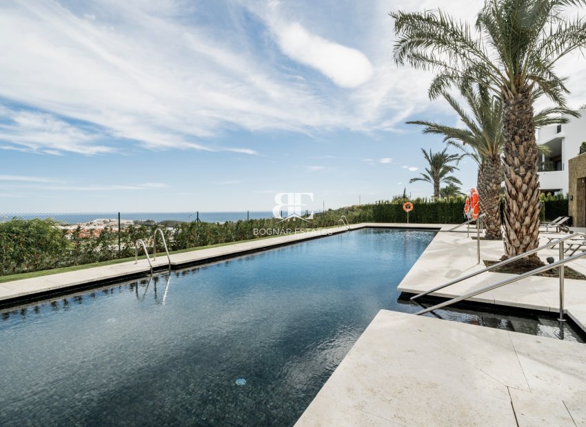 Resale - apartment -
Malaga - Casares