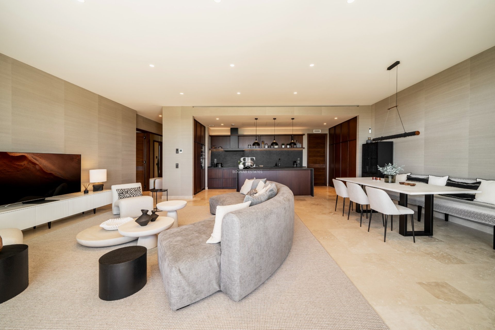 Resale - apartment -
Malaga - Casares