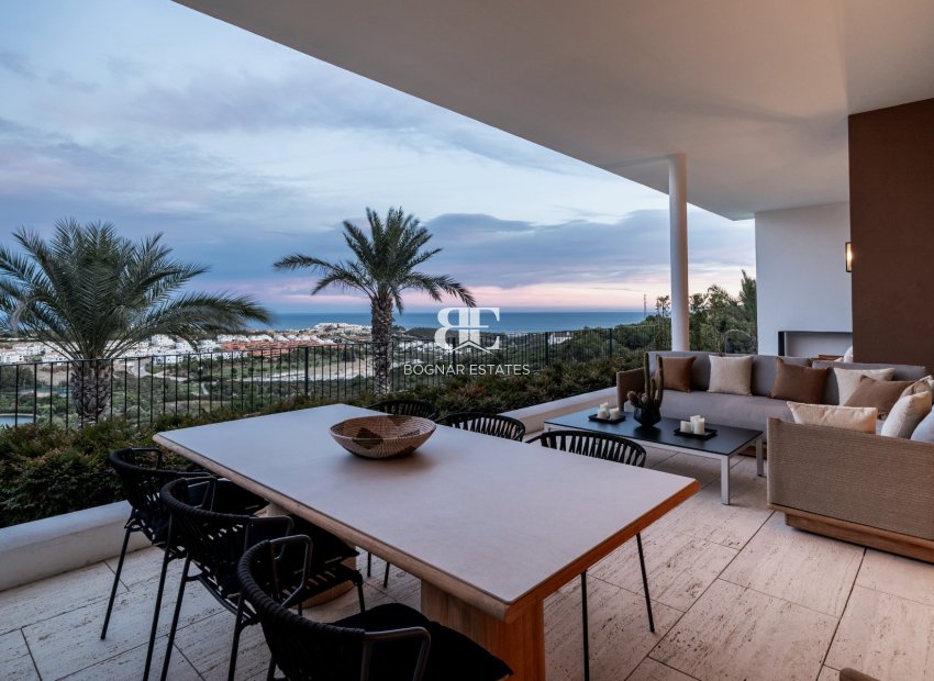 Resale - apartment -
Malaga - Casares