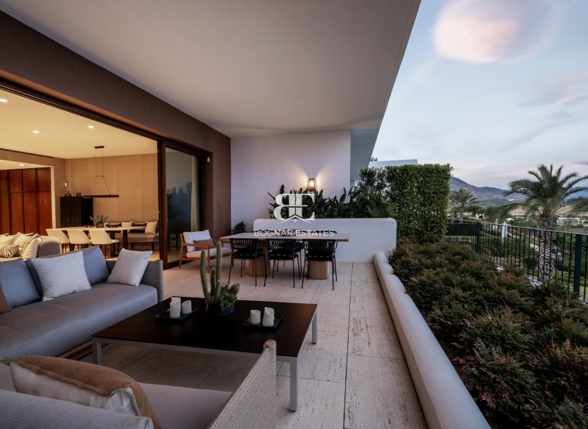 Resale - apartment -
Malaga - Casares
