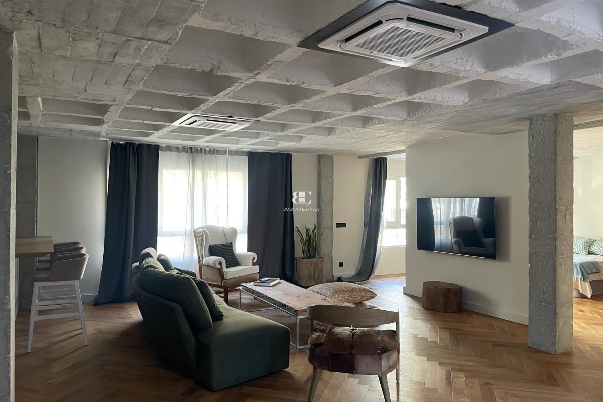 Resale - apartment -
Marbella - Center