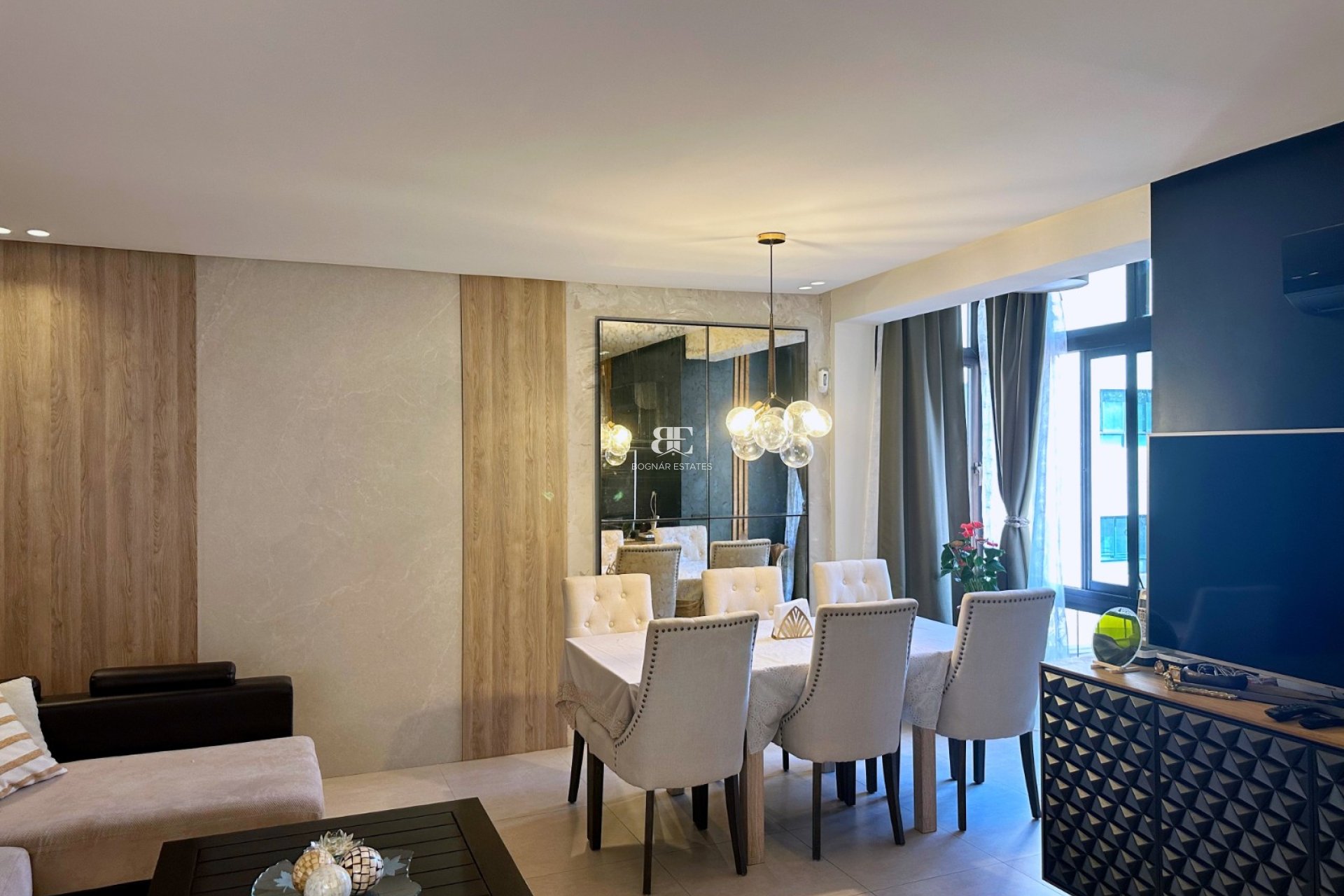 Resale - apartment -
Marbella - Center