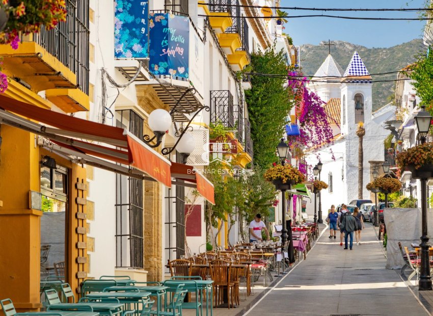 Resale - apartment -
Marbella - Center