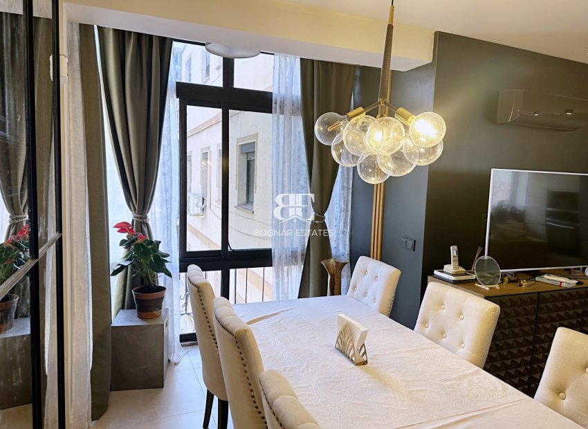 Resale - apartment -
Marbella - Center
