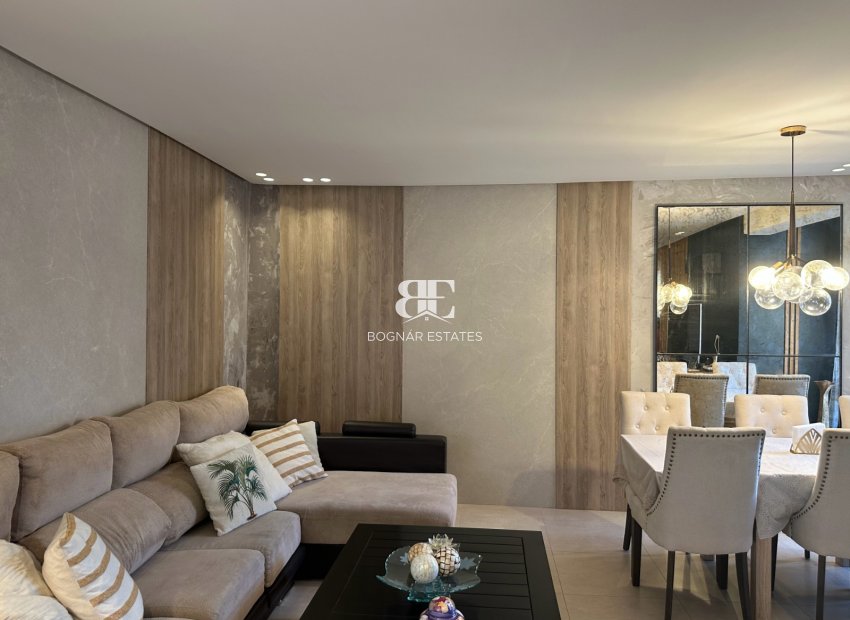 Resale - apartment -
Marbella - Center