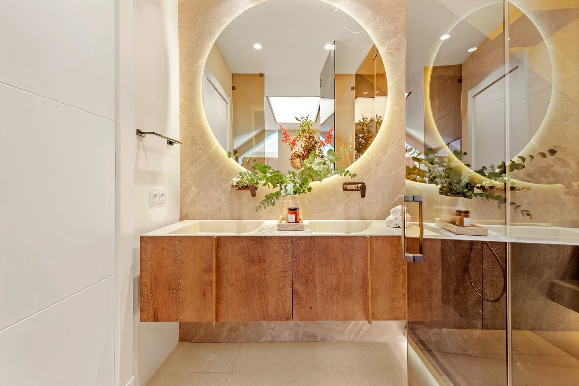 Resale - apartment -
Marbella - East Marbella