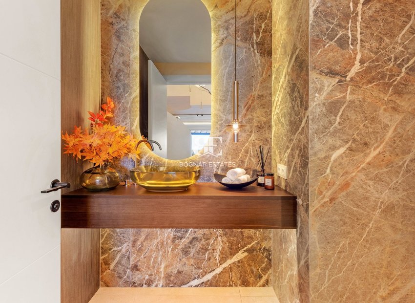 Resale - apartment -
Marbella - East Marbella