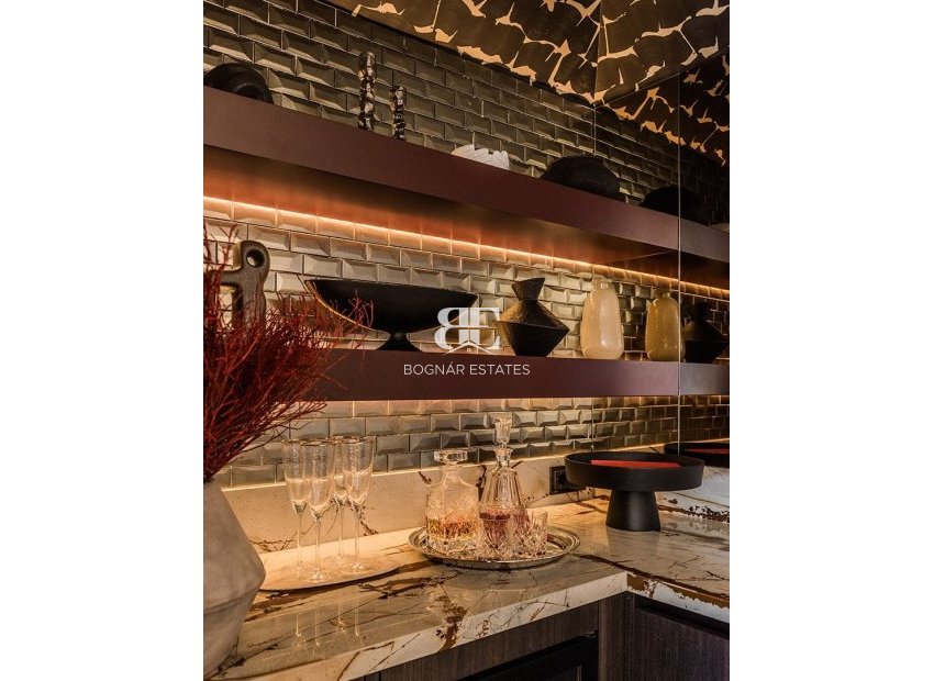 Resale - apartment -
Marbella - East Marbella