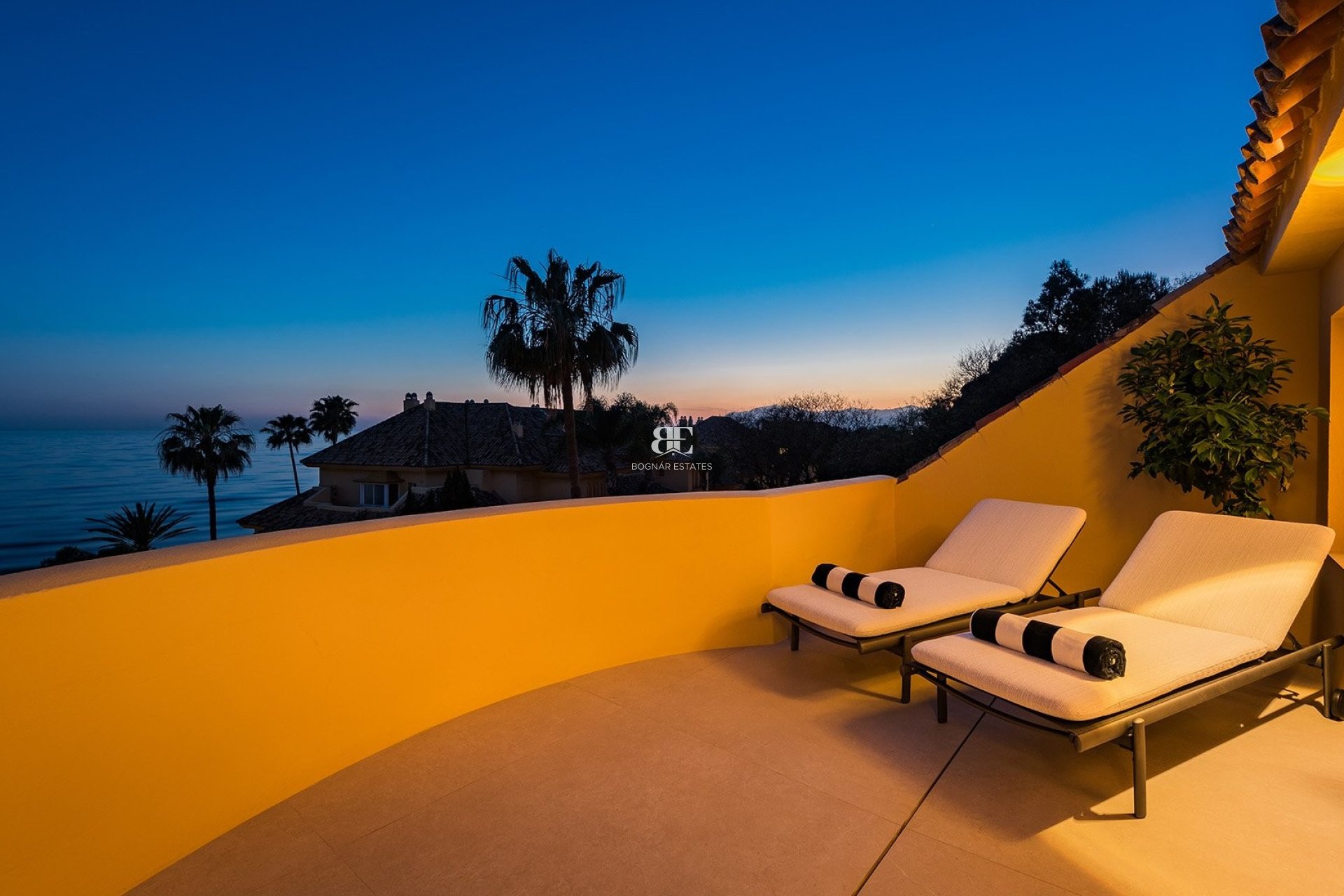 Resale - apartment -
Marbella - East Marbella