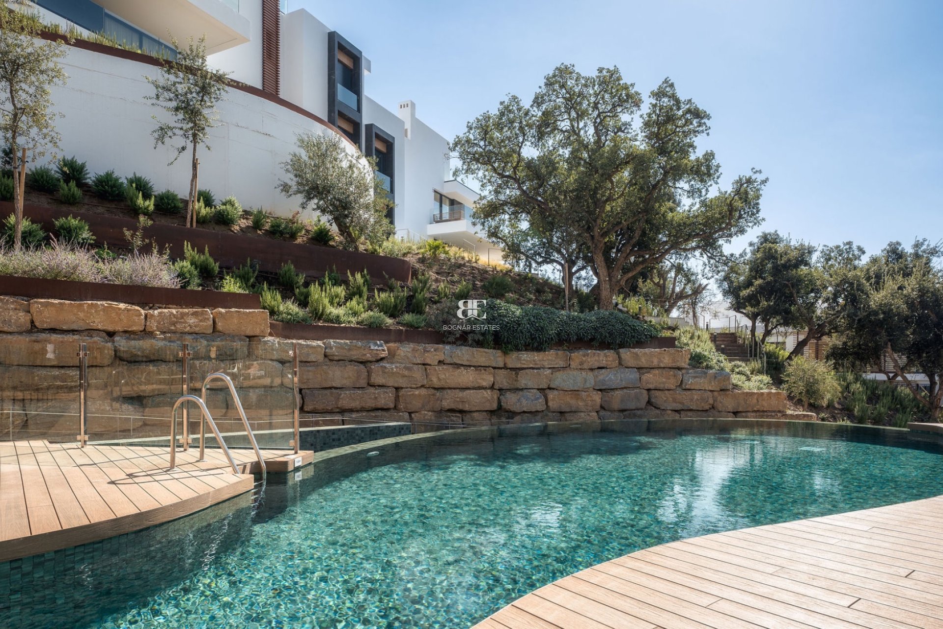 Resale - apartment -
Marbella - Elviria