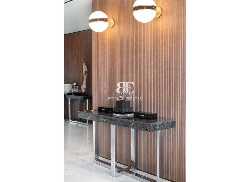 Resale - apartment -
Marbella - Golden Mile