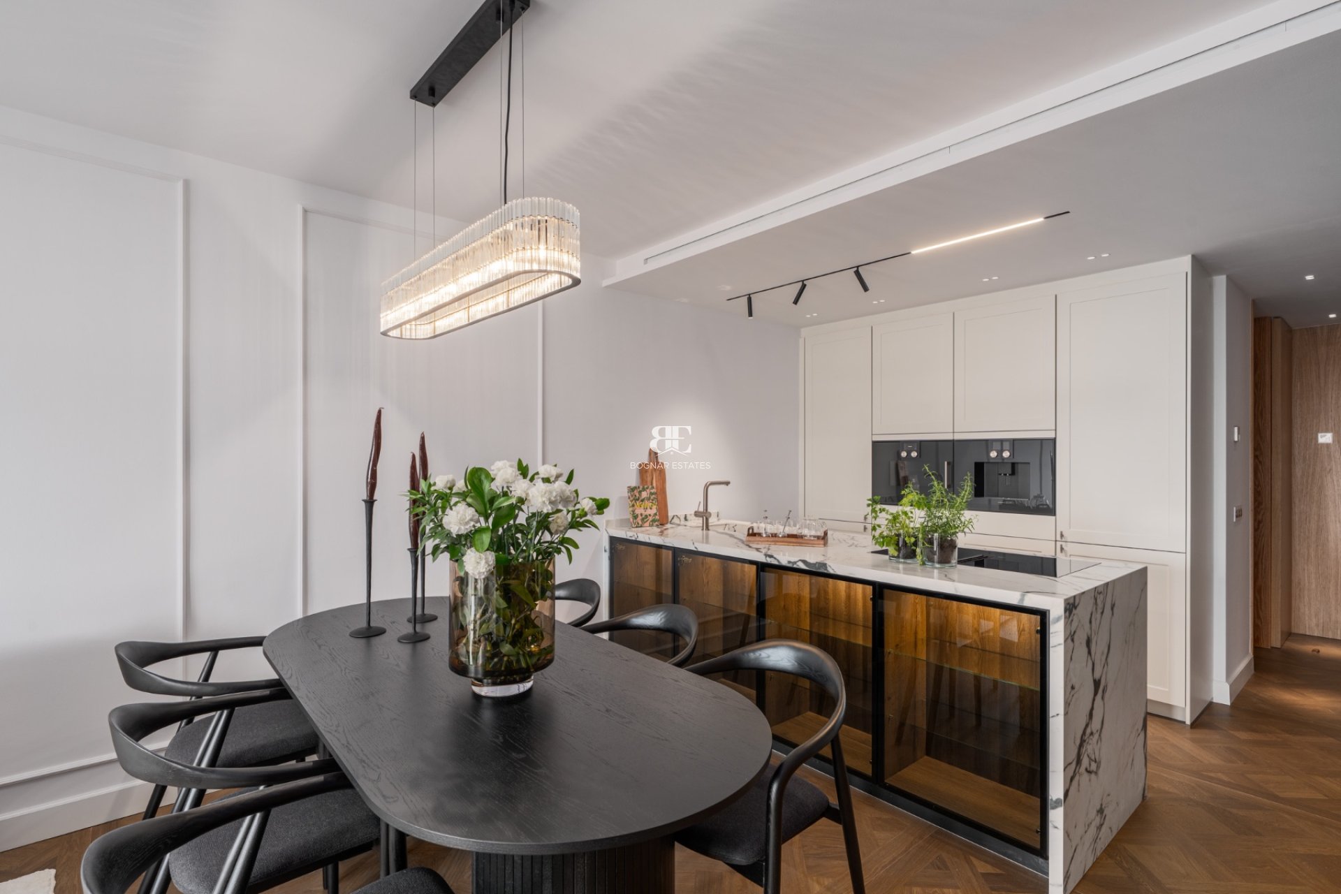 Resale - apartment -
Marbella - Golden Mile