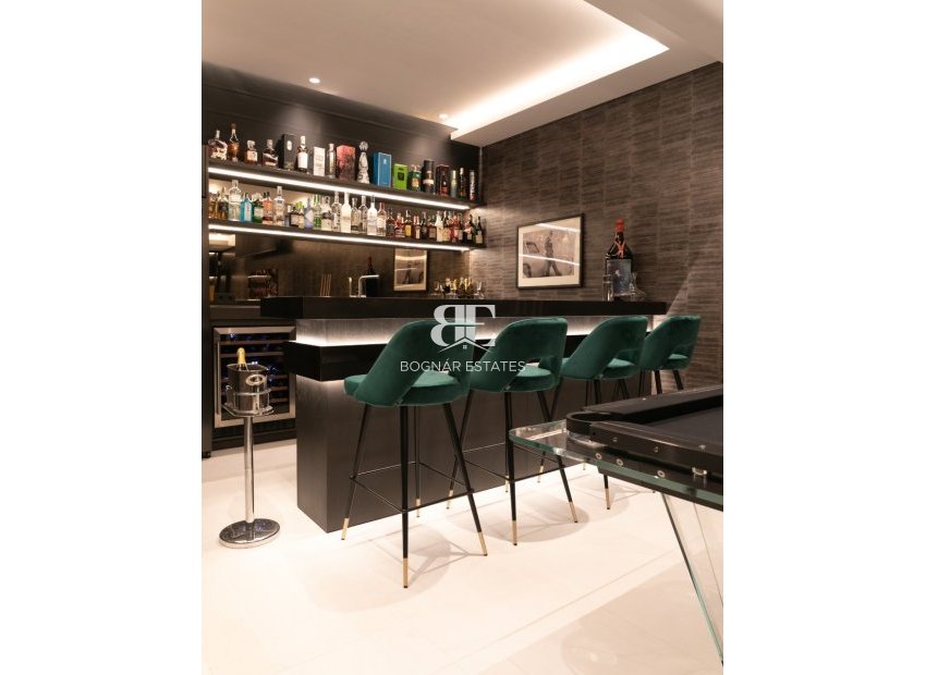 Resale - apartment -
Marbella - Golden Mile