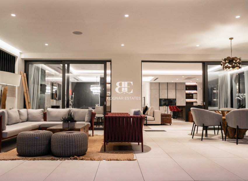 Resale - apartment -
Marbella - Golden Mile