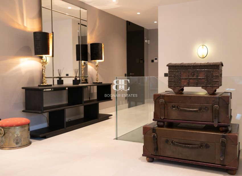 Resale - apartment -
Marbella - Golden Mile