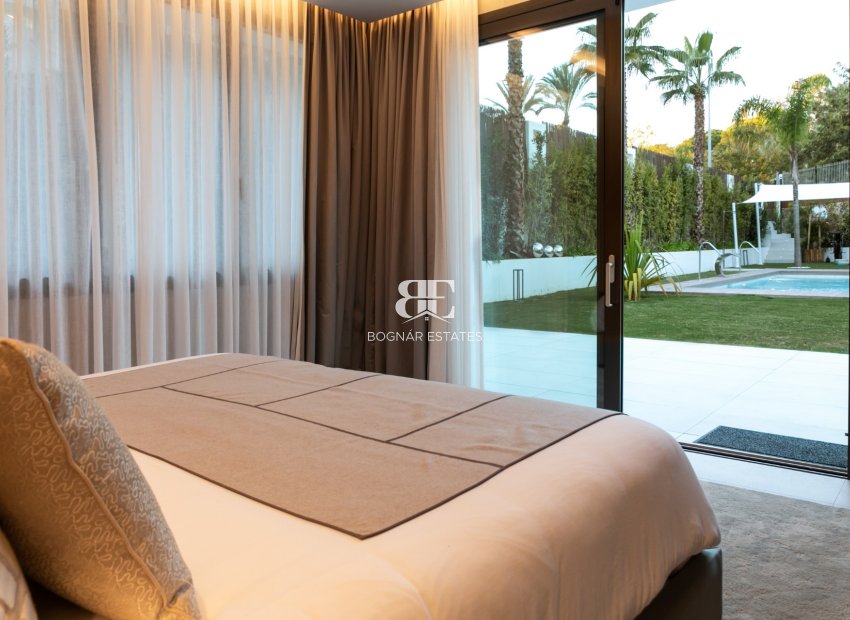 Resale - apartment -
Marbella - Golden Mile