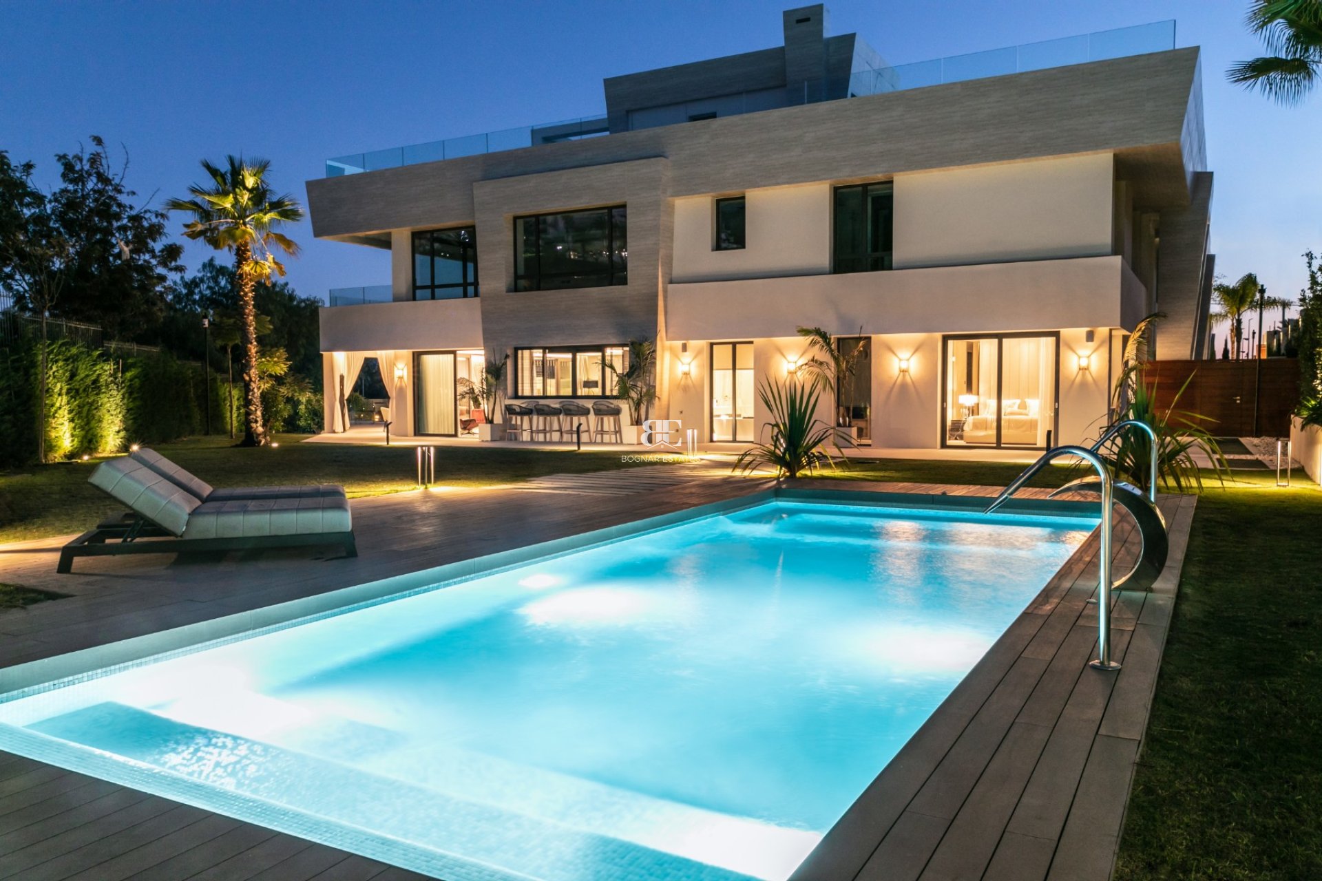 Resale - apartment -
Marbella - Golden Mile