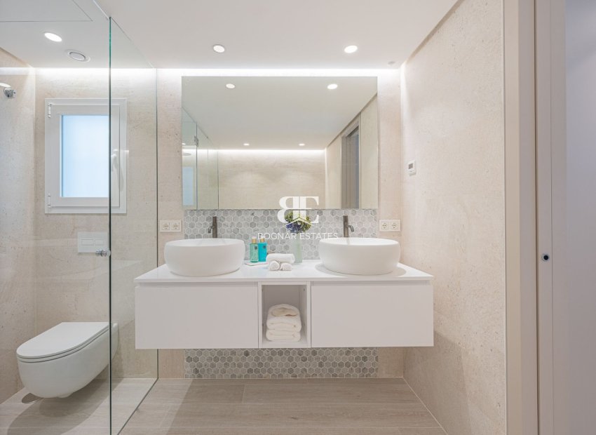 Resale - apartment -
Marbella - Golden Mile