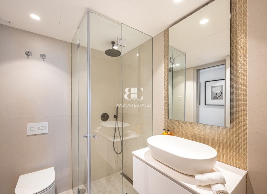 Resale - apartment -
Marbella - Golden Mile