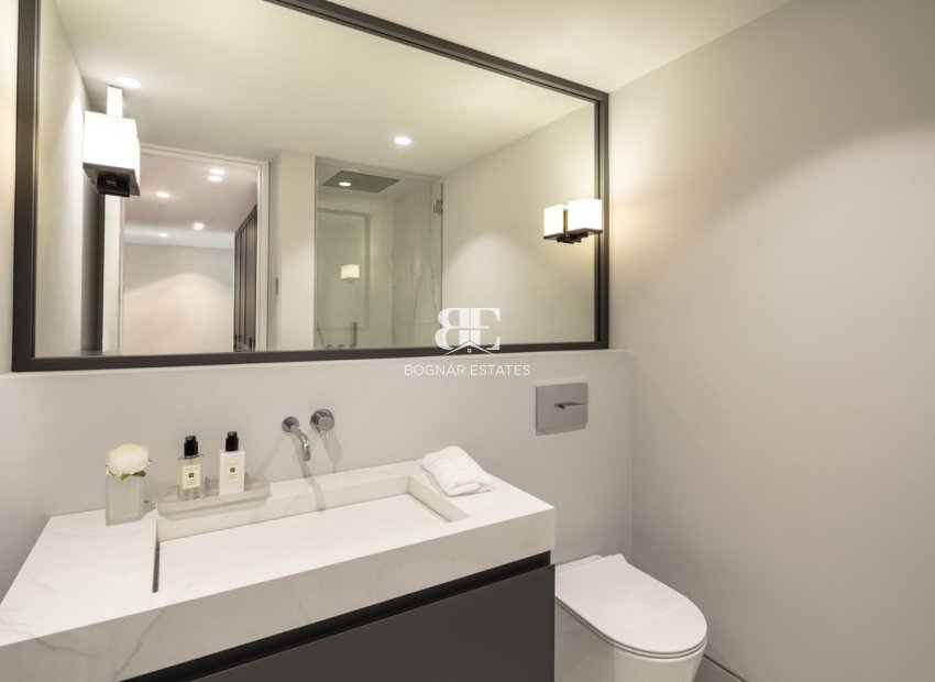 Resale - apartment -
Marbella - Golden Mile