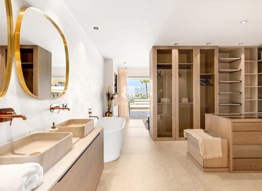 Resale - apartment -
Marbella - Golden Mile