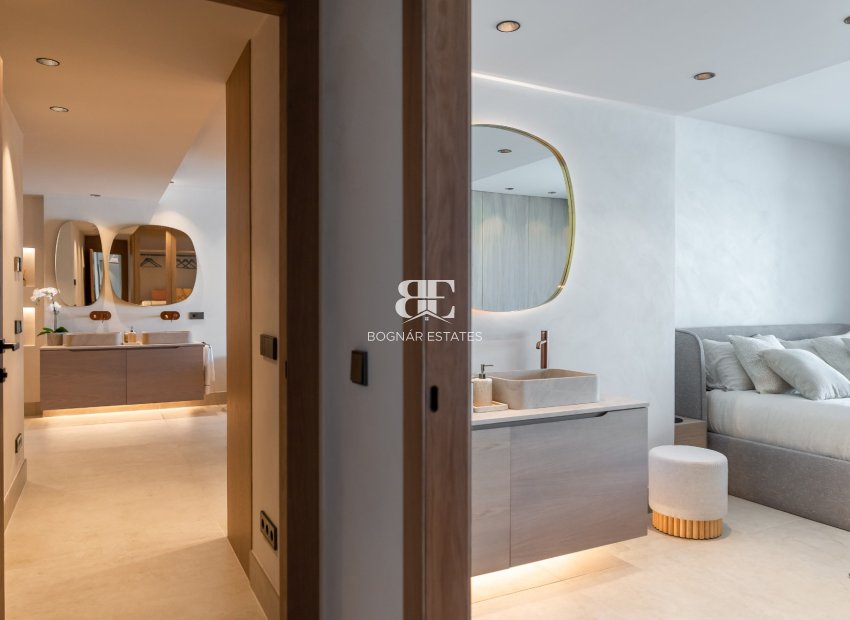 Resale - apartment -
Marbella - Golden Mile
