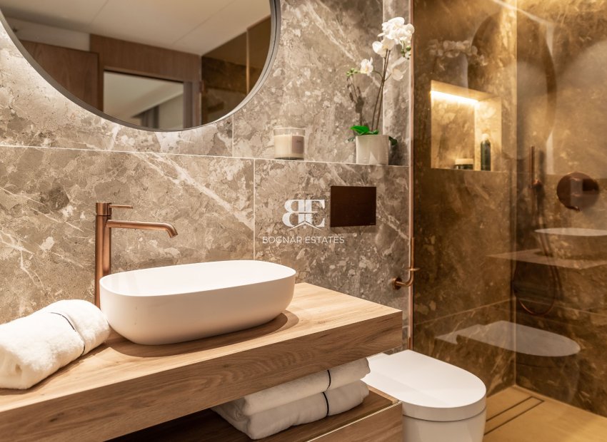 Resale - apartment -
Marbella - Golden Mile