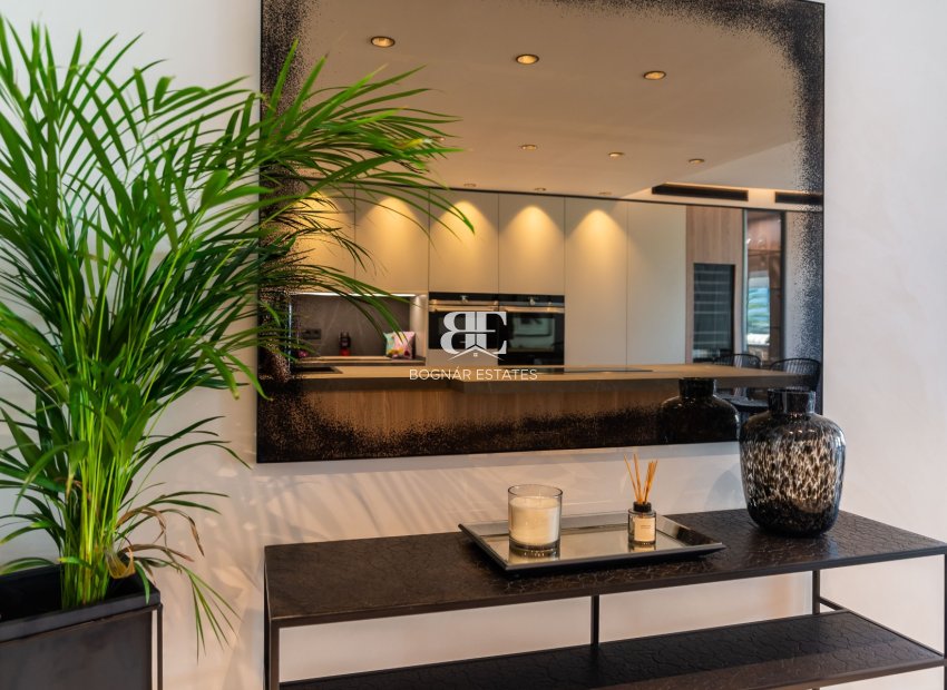 Resale - apartment -
Marbella - Golden Mile
