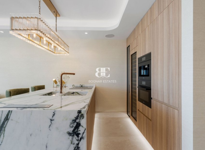 Resale - apartment -
Marbella - Golden Mile