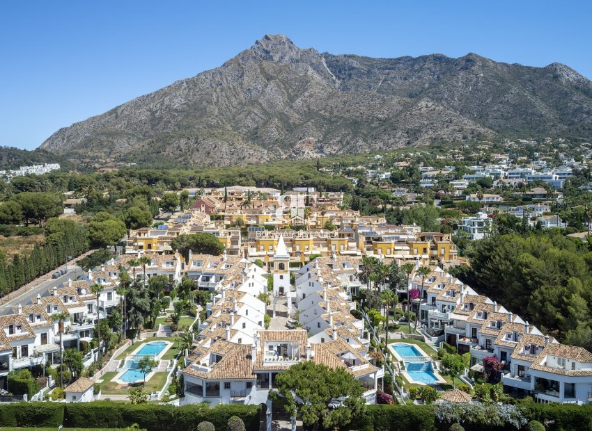 Resale - apartment -
Marbella - Golden Mile