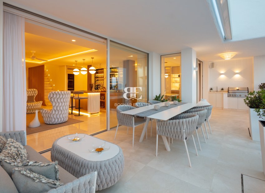 Resale - apartment -
Marbella - Golden Mile