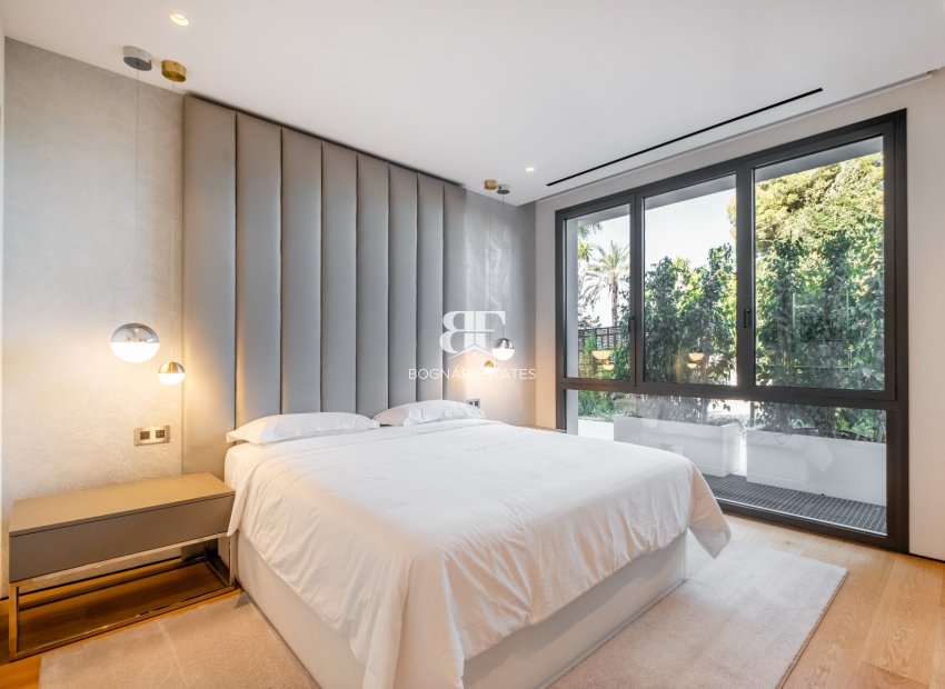 Resale - apartment -
Marbella - Golden Mile
