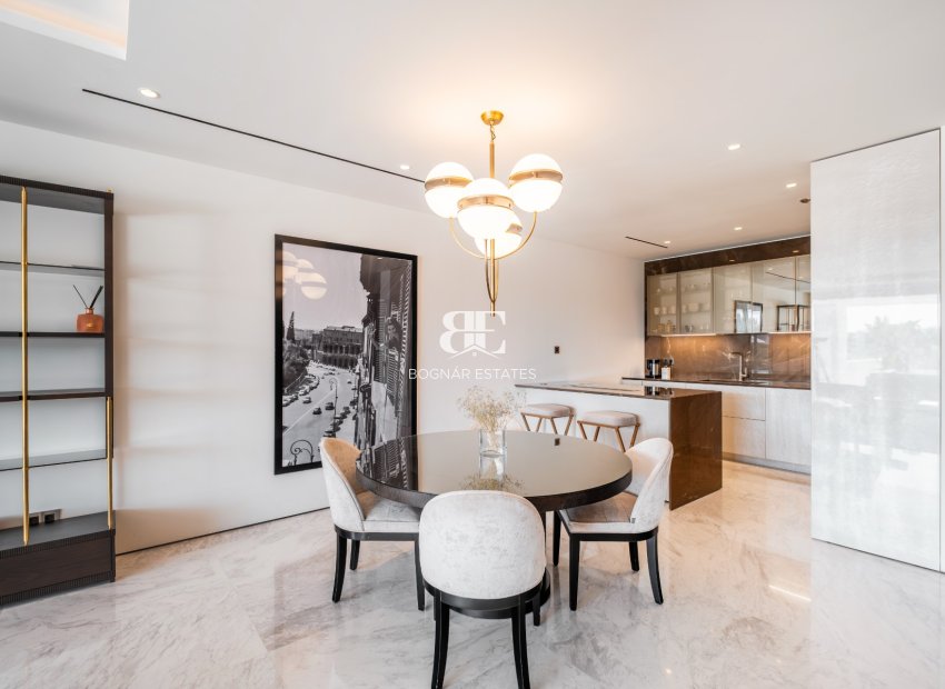 Resale - apartment -
Marbella - Golden Mile