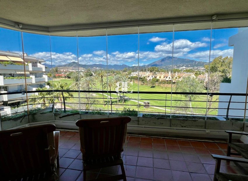 Resale - apartment -
Marbella - Guadalmina Alta