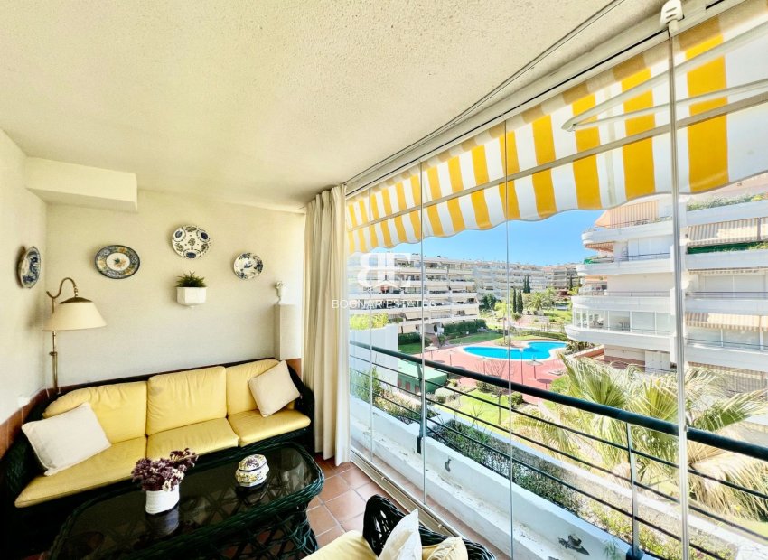 Resale - apartment -
Marbella - Guadalmina Alta